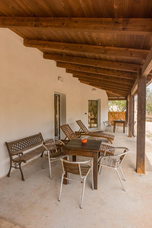 Cottage A 5 Minuti Dal Mare ナルド エクステリア 写真