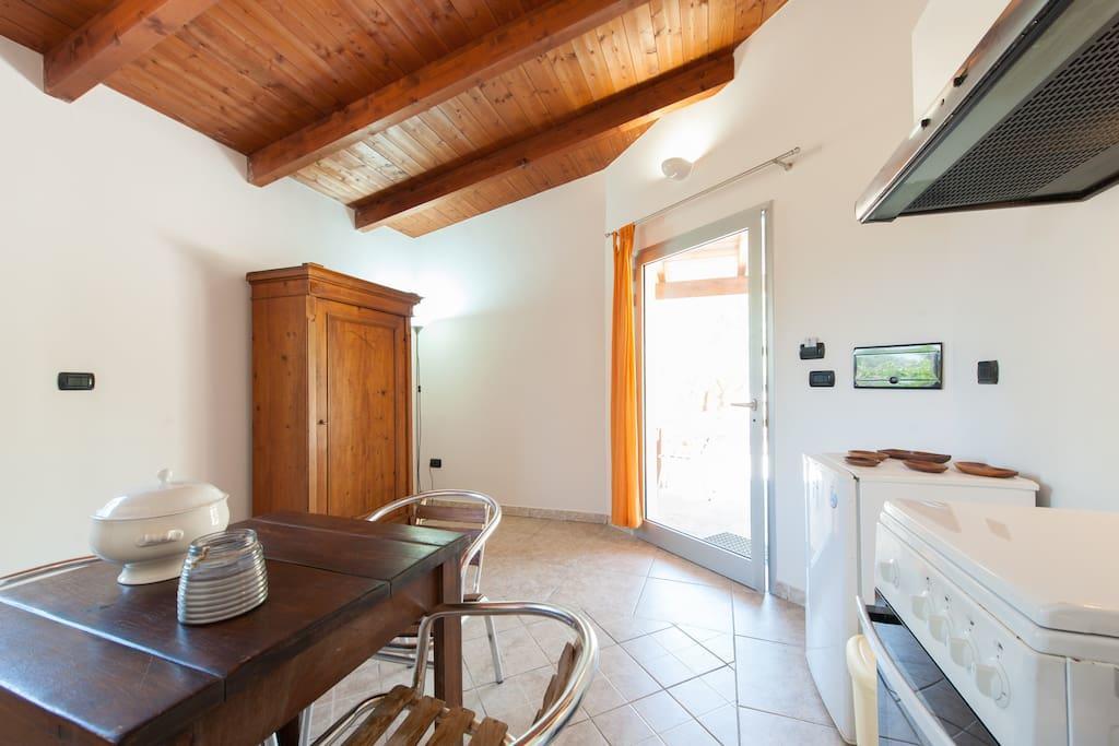 Cottage A 5 Minuti Dal Mare ナルド エクステリア 写真