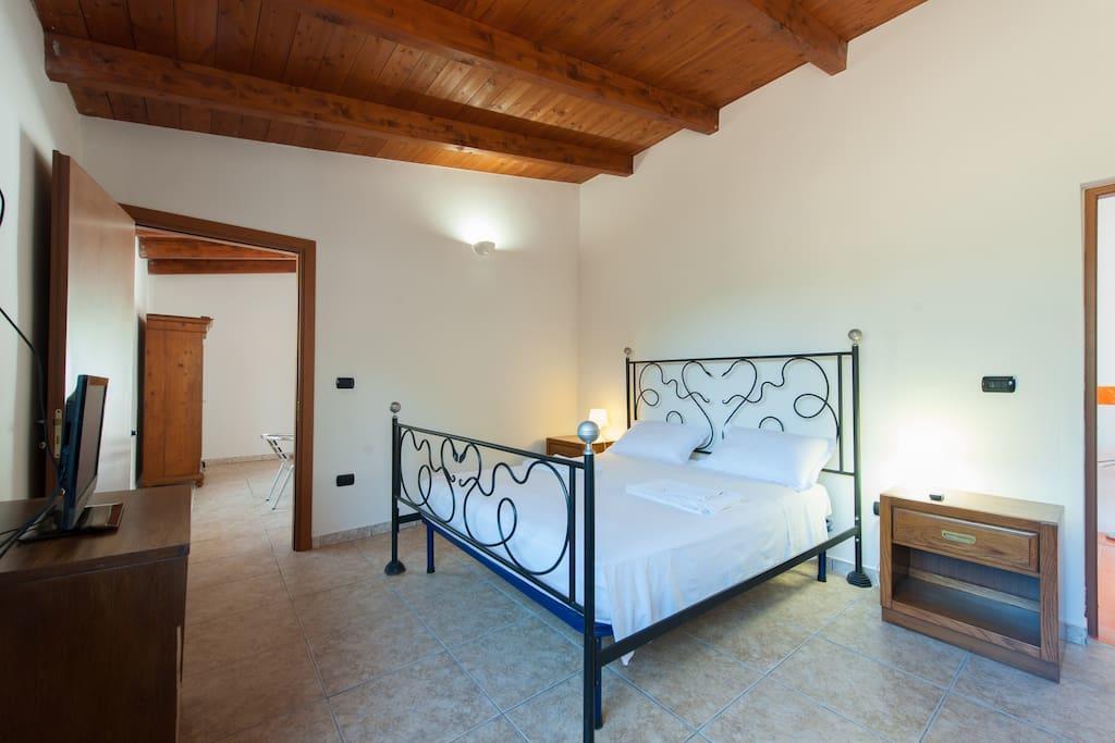 Cottage A 5 Minuti Dal Mare ナルド エクステリア 写真