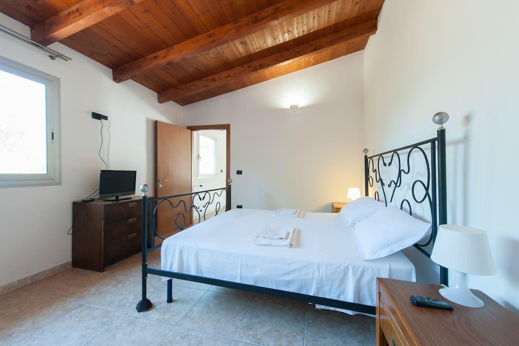 Cottage A 5 Minuti Dal Mare ナルド エクステリア 写真